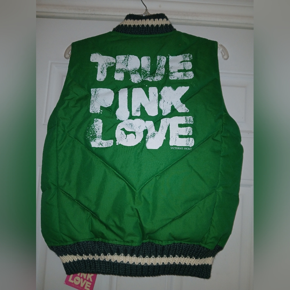 NWT Victorias Secret Pink Vintage Green White Down Paint Puffer Vest Knit M/L - Picture 2 of 4